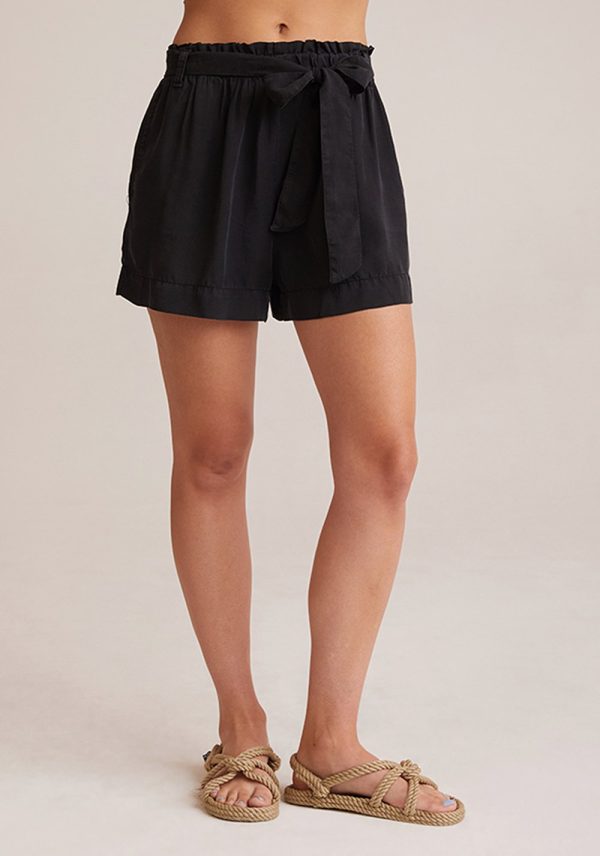 BLACK TIE WAIST SHORT
